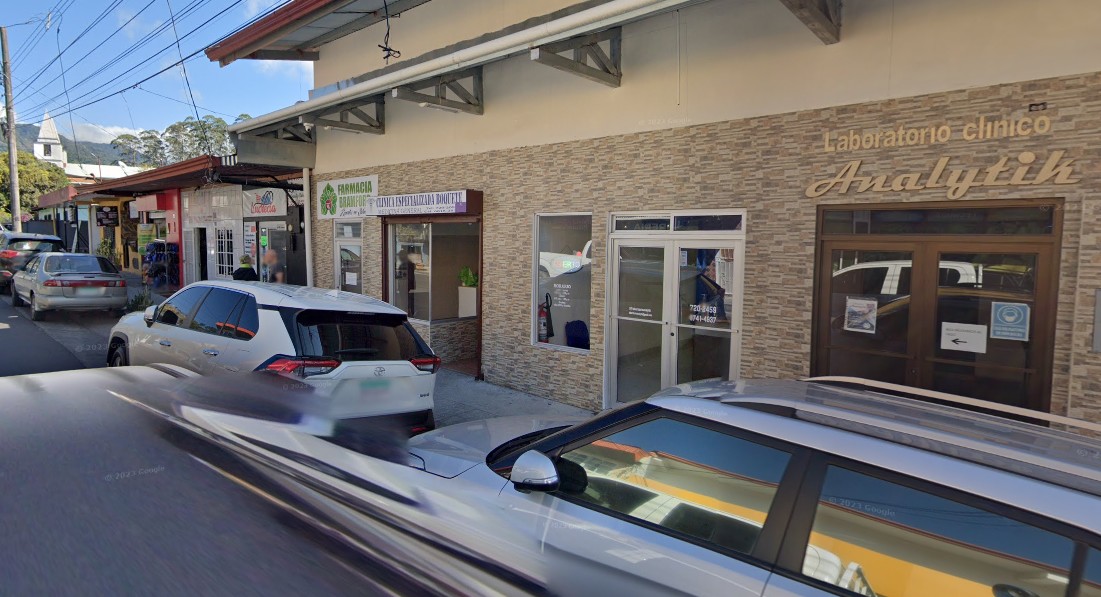 Doctor in Boquete - Clinica Especializada Boquete - Dr. Gomez &amp; Dra. Shannon